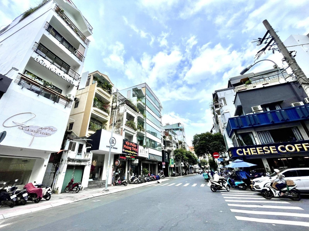 Bến Thành! Góc 2Mt Lê Thị Riêng - Nguyễn Văn Tráng Q1 (8X16M) Hầm 6 Tầng Hđt 300 Triệu/Th Giá Bán 74 Tỷ