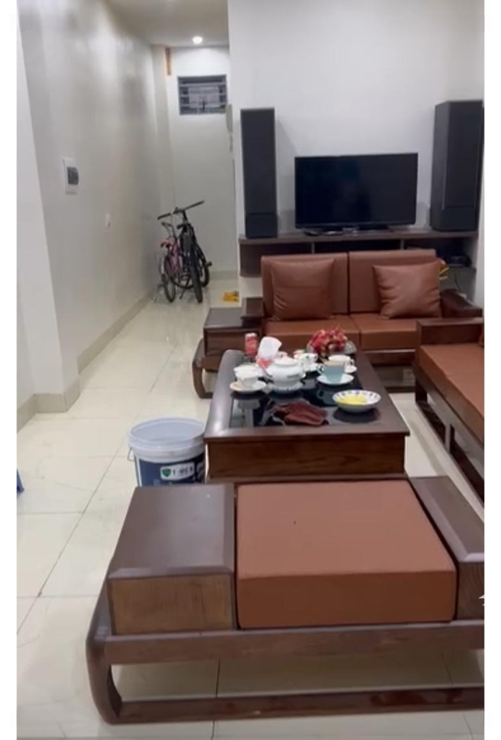 Bán Nhà Hà Trì 1. Nhà Mới Xây. Thang Máy Đẹp. Ô Tô Lùi Cổng. Cách 20M Ô Tô Dừng Đỗ Ngày Đêm