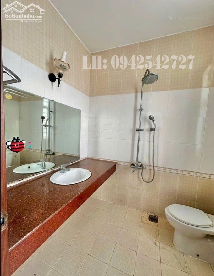 BÁN BIỆT THỰ MẶT PHỐ GÓC 4 MẶT TIỀN DUY NHẤT ĐỐI DIỆN CÔNG VIÊN