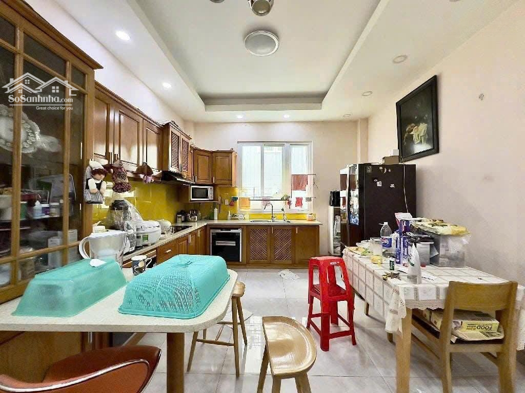 Bán Nhà Đẹp Mặt Tiền Khu Cư Xá Đồng Tiến,P.14,Q.10. Trệt 4 Lầu. 4M X 20M Vuông Đẹp. Giá Chỉ 16.4 Tỷ