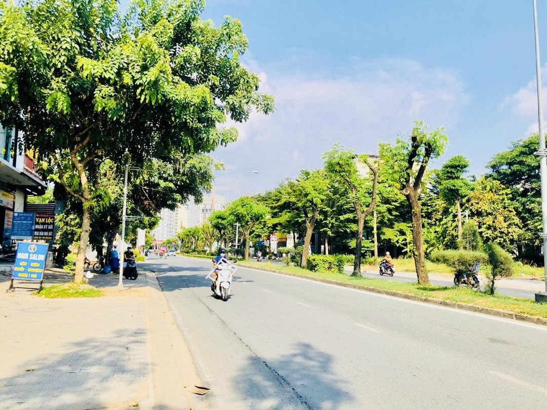 Cần Bán Tiền Nhà Mặt Tiền Ngày Song Hành- Diện Tích : 11X30M-Ctxd : 1H6T-Giá Chỉ : 45 Tỷ Tl