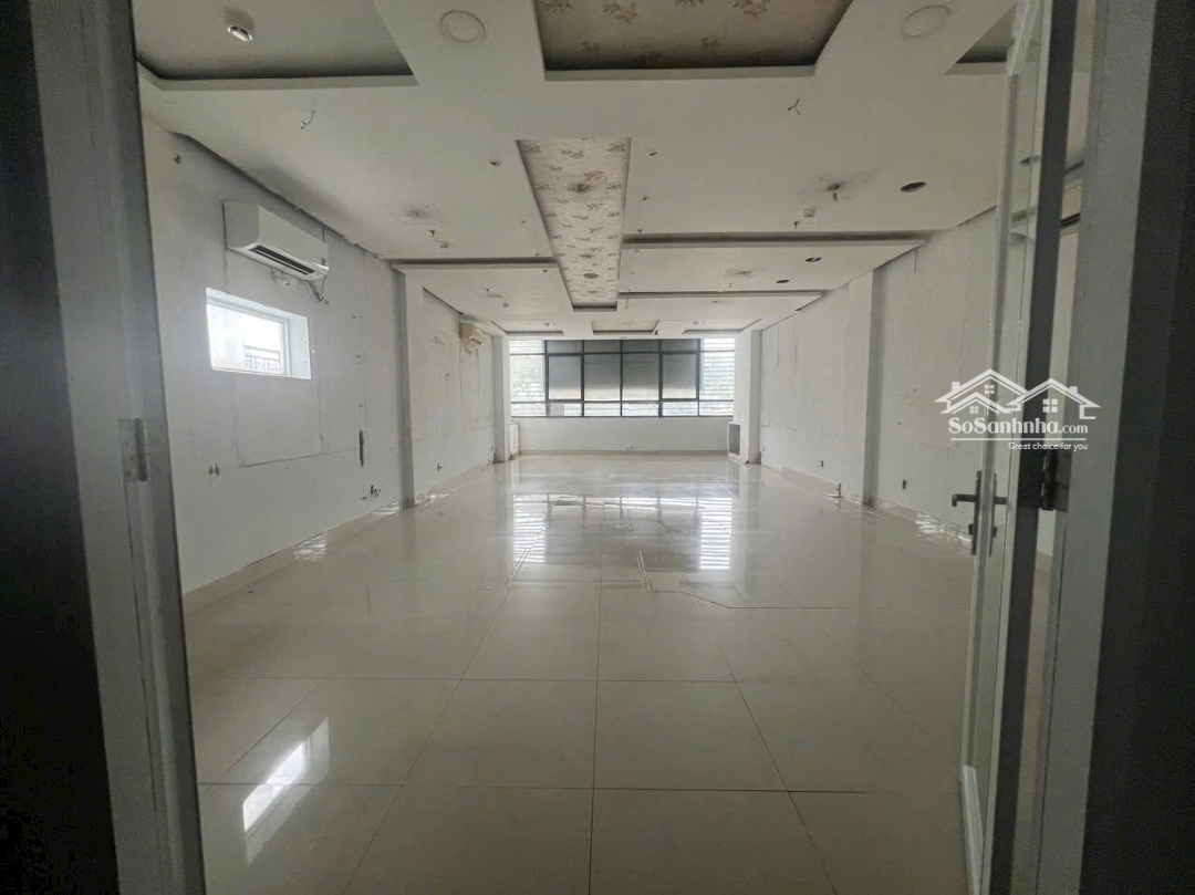 Cho Thuê Nhà Hẻm Xe Tải Nguyễn Gia Trí Bình Thạnh Ngang 6M Giá Siêu Rẻ