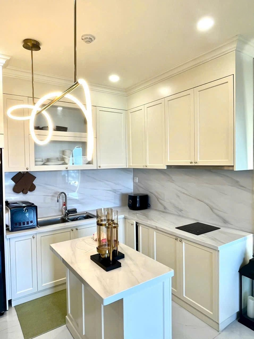 Bán Căn 2 Phòng Ngủ 2 Vệ Sinh79M2 Full Nội Thất Tầng Đẹp View Đẹp Sổ Sẵn . Ngân Hàng Hỗ Trợ 70%. Lãi Suất 6%