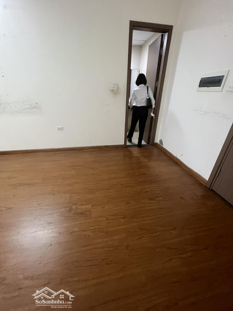 Cho Thuê Căn Hộ Chung Cư Az Sky Đtm Định Công,100M2M2, 3 Phòng Ngủ 2 Vệ Sinh Giá Bán 12 Triệu/Tháng