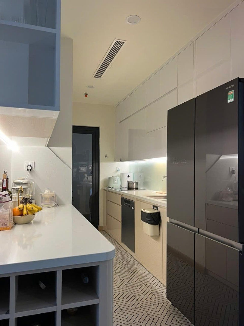 Cần Bán Hỏa Tốc Căn 2 Phòng Ngủ82M2 ,Giá 6,X Tỷ )Có Đàm Phán Mạnh) Sachi Hinode City 201 Minh Khai