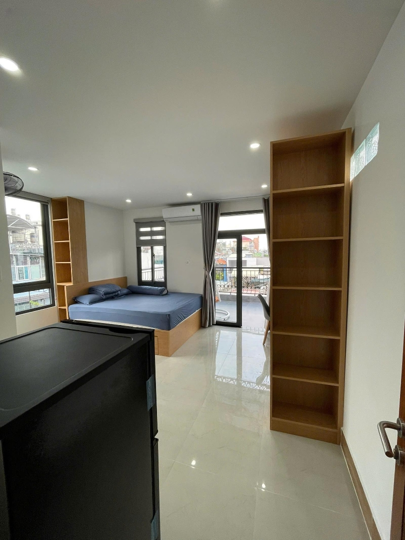 Bán Nhàhẽm Xe Hơiphạm Văn Hai P5 Qtân Bình Diện Tích :4X20M 4 Kết Cấu :Trệt 3 Lầu St Hđt 40 Triệu Giá Bán 9 Tỷ