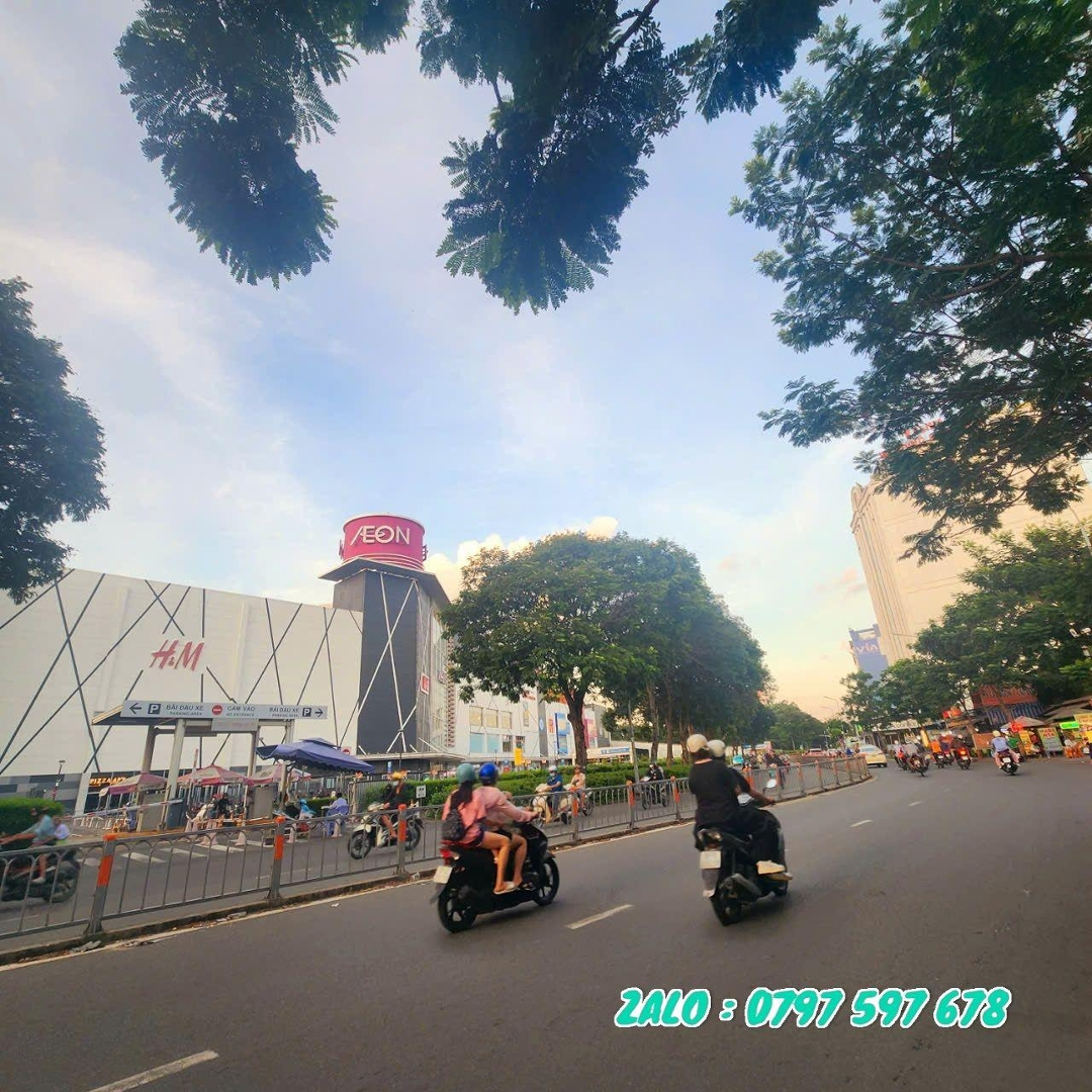 130M2 - Hẽm Xe Hơi - Ngay Aeon Tân Phú
