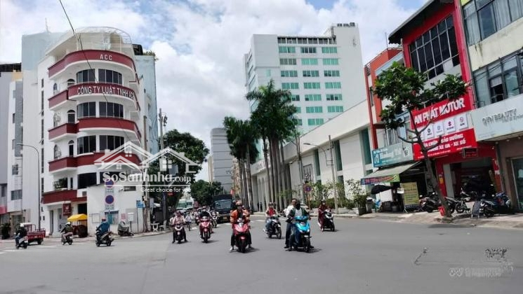 Siêu Phẩm Dòng Tiền 6%/Năm! Cần Bán Khách Sạnmặt Tiềnhoàng Việt, Tân Bình-Dt 9X19M- 10 Tầng - 40 Tỷ