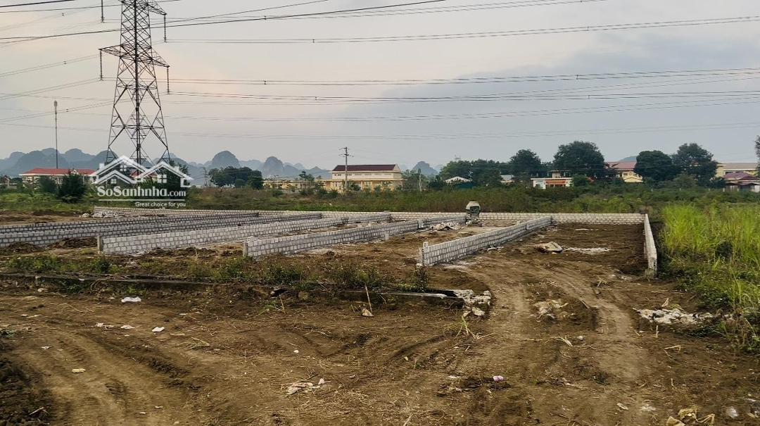 Đất Đấu Giá, Mặt Đường Quốc Lộ 12B Yên Thuỷ Hoà Bình, Sẵn Sổ, Trả Trước 1,2 Tỷ