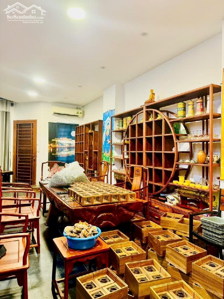 Bán TÒA NHÀ 7 tầng thang máy , lô góc phố Ngụy Như Kon Tum - giá thương lượng