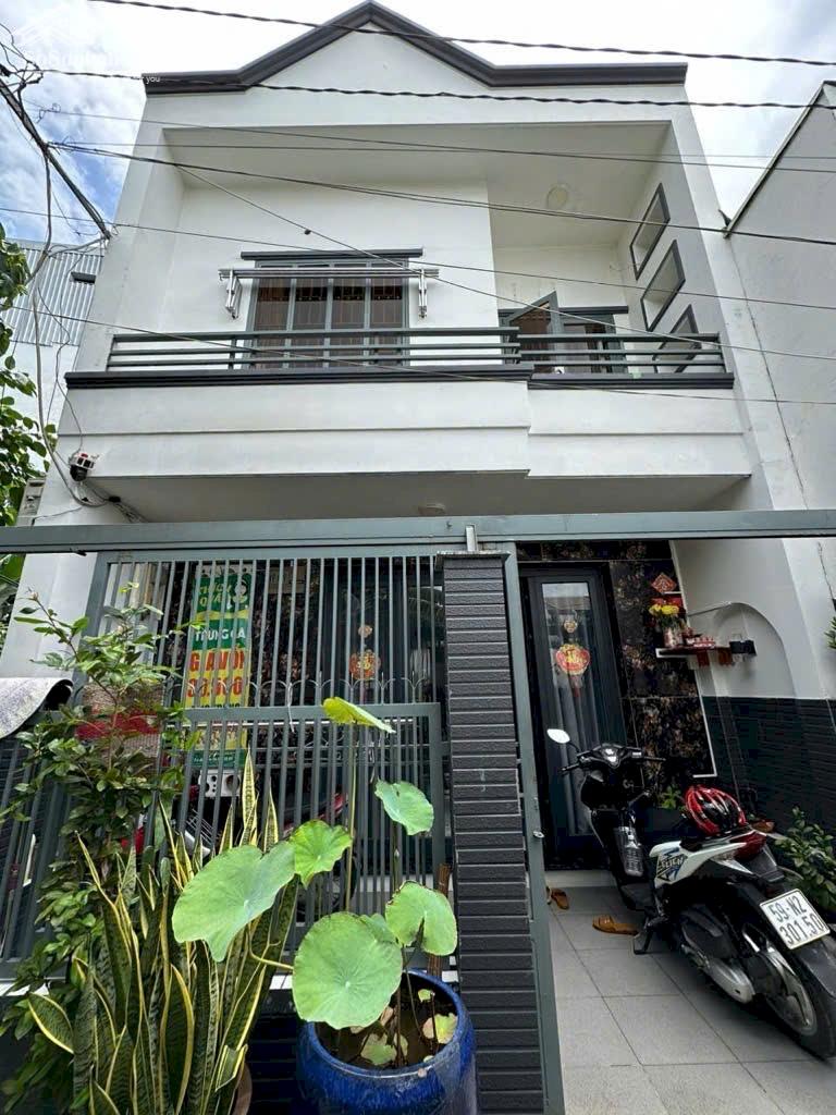 Bán nhà đẹp Phú Định, phường 16 quận 8, 2 tầng 77m2 (5x15m) chỉ 59tr/m2