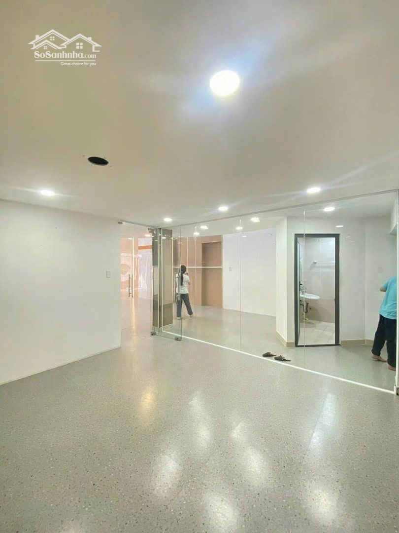 Cho Thuê Nhà Hẻm Vip Nhất Sư Vạn Hạnh Ngang 8M Quận 10 Giá Bán 60 Triệu