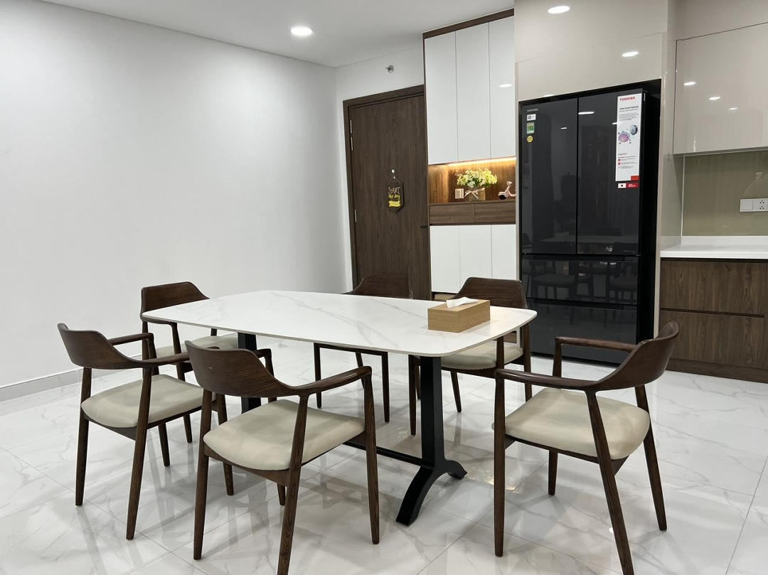 Cho Thuê Căn Hộ 4 Pn Diamond Brilliant Đầy Đủ Nội Thất Giá Bán 28.5 Tr - Liên Hệ Em Xem Nhà Nhé.