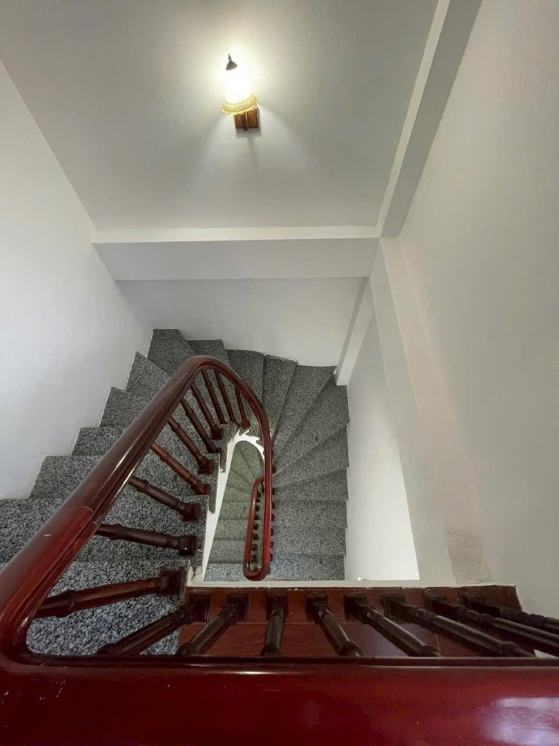 Siêu Hiếm Anh Trai Gửi Bán Ngõ 2 Hà Trì 4, 50M Ra Mặt Phố Hà Trì, Ô Tô 30M. Nhà 4 Tầng Dân Xây
