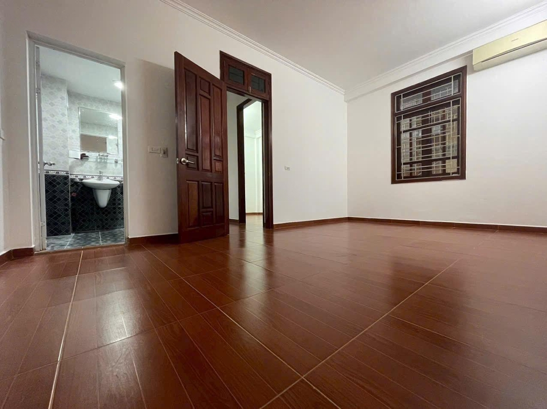 Siêu Hiếm Anh Trai Gửi Bán Ngõ 2 Hà Trì 4, 50M Ra Mặt Phố Hà Trì, Ô Tô 30M. Nhà 4 Tầng Dân Xây