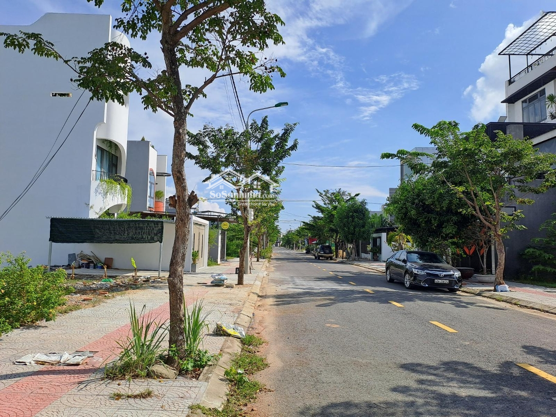 Chào Bán Nam Hoà Xuân Lô Sạch Đẹp Nằm Giữa 2 Trục Thông Nhà Cửa Sầm Uất Tuyệt Đẹp Giá Bán 3.3 Tỷ