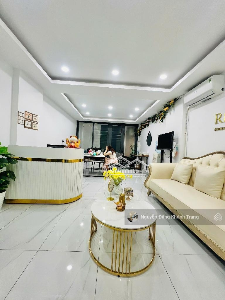 Bán Nhà Lý Chính Thắng Q3 - Kd 40 Triệu/Th - Thang Máy -Hẽm Xe Hơisátmặt Tiền- Nội Thất Giá Trị - 81M2 - 20Tỷ