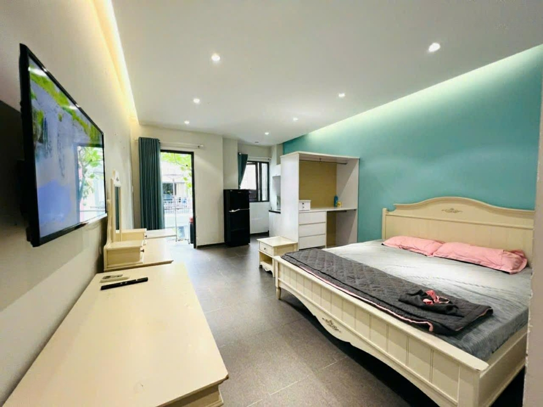 Cho Thuê Căn Hộ Ban Công- Đầy Đủ Nội Thất-Máy Giặt Riêng Ở Đ.lê Văn Sỹ Quận 3 Cách Q1, Tbình,Pn 5P