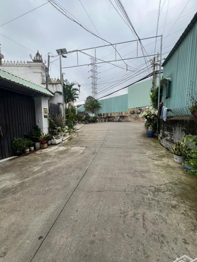 Bán Nhà Hẻm Xe Hơi 7M,5X14=70M2 Vuông Vức 1T 1 Lầu Nhà Đẹp Sát Vincom Q9 Chỉ 6.1 Tỷ Lh 0932-190-599