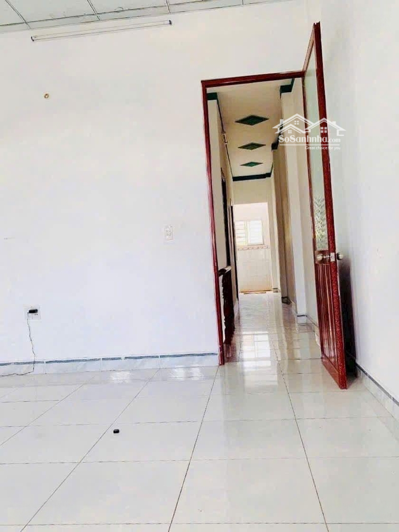 Quá Rẻ Nhà Gần Chợ Tân Long Dĩ An