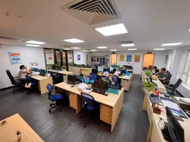 Bán Toà Văn Phòng Mặt Phố Quan Hoa - Quận Cầu Giâý 105M2 X 7 Tầng - 2 Mặt Tiền - Kinh Doanh Đỉnh