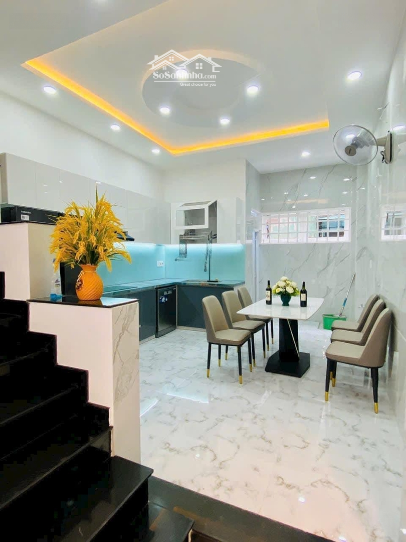Kẹt Tiền Bán Nhà 72M2/4Tỷ220 Đường 3/2 Phường 10 Quận10. Đang Cho Thuê 32 Triệu/Th Gần Vạn Hạnh Mall