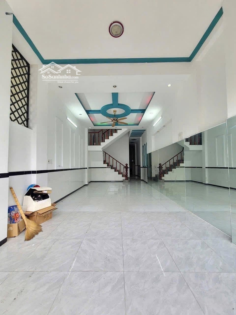 Phải Nhanh Mới Còn Giảm 400 Triệu Bán Gấp Nhà Trệt Lầu Ngay Chợ Tân Long