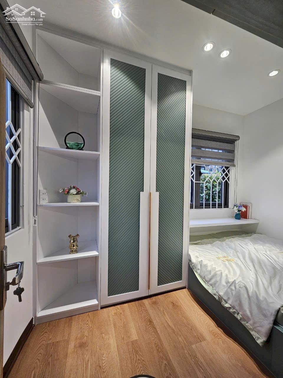 Nhà đẹp lô góc 2 mặt kiệt Lê Đình Dương. Diện tích 33m2. Chỉ 2.8 tỷ