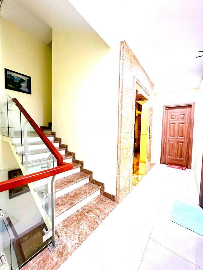 Nhà Vip Quận Hai Bà - 6 Tầng Thang Máy - Ô Tô Vào Nhà - 2 Thoáng Trước Sau - Nội Thất Nhập Khẩu