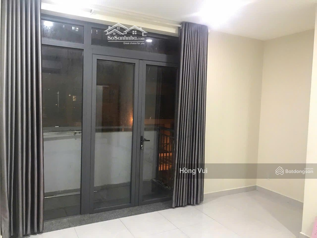 Cho Thuê Phòng Khép Kín 3. 5 Triệu/ Tháng Có Máy Lạnh, Phòng Bancon Tại Quận 2. Liên Hệ: 0938821086