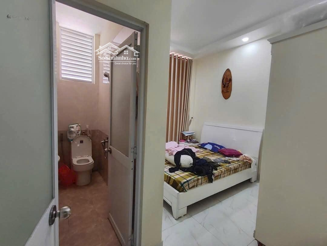 Kẹt Tiền Bán Nhanh Căn Nhà 3 Lầu 5 Phòng Ngủ 5 Vệ Sinhkdc Trường Lưu, Đường Thông 9M, Gần Vành Đai 3