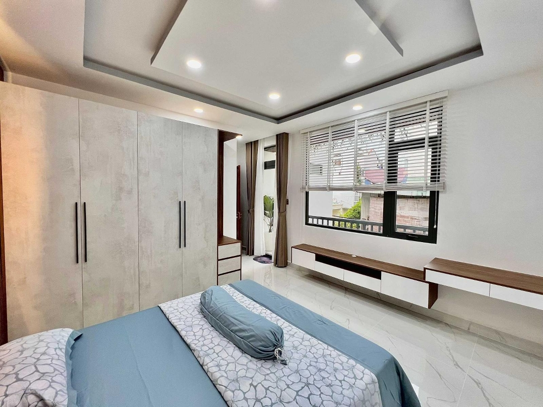 Siêu Vị Trí: Đinh Tiên Hoàng, Gần Lê Duẩn, Bến Nghé Q1! Căn Góc 2Mt ~100M2 Chỉ 17.9 Tỷ, 0902323354