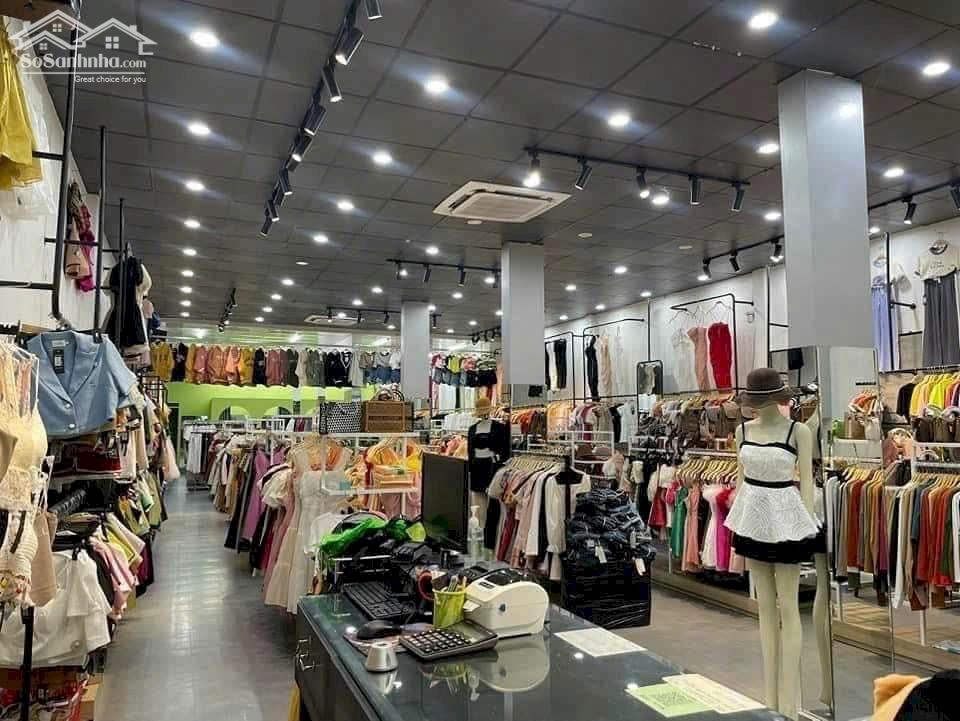 Mặt tiền 3/2