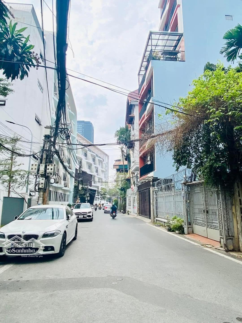 Cần Bán Gấp, Giảm Sâu 5 Tỷ, Giá Bán 19 Tỷ ,Tô Ngọc Vân,Tây Hồ 65M, 3 Tầng, - Lô Góc, Ô Tô Tránh .