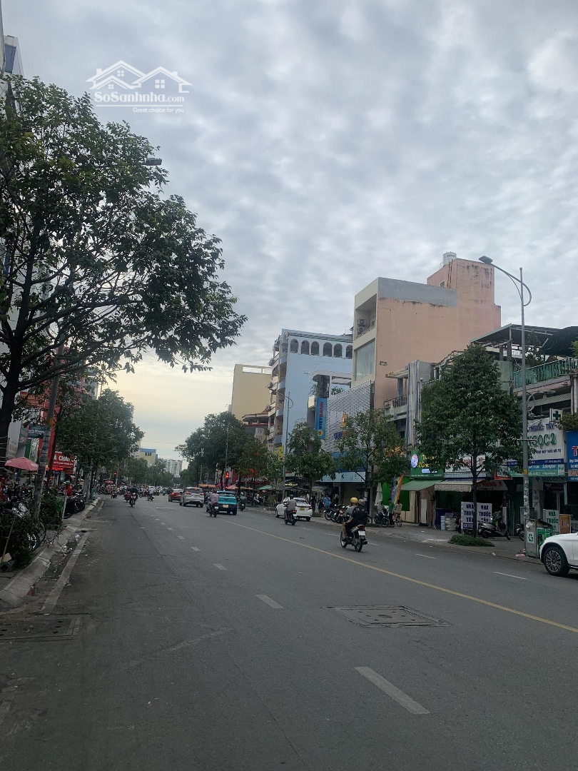 Bán Gấp Nhàmặt Tiềnhậu Giang Dt: 10X30, Cn 260M2, Kc 6 Tầng Tm, Hdt 230 Triệu/Th Giá Trước Tết 49Tỷ