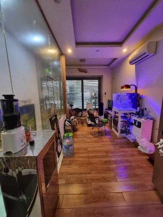 Nhà Đẹp Quận 3 Vị Trí Trưng Tâm - Hẻm Xe Hơi - Kinh Doanh Đa Ngành Thu Nhập 7 Triệu/Tháng!
