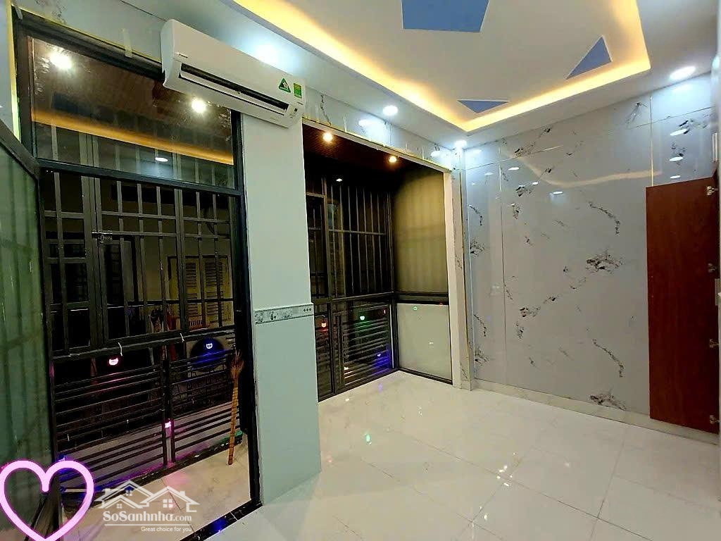 Nhà Hiếm !! Âu Dương Lân Q.8, { Ngang 4.5M}, Nhỉnh 3 Tỷ Tặng Nội Thất Cao Cấp.