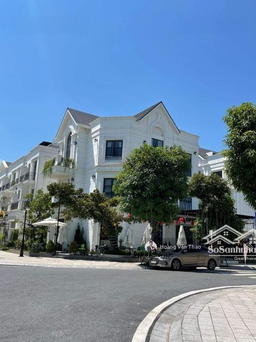 Cực Sốc - Chủ Nợ Bank Hạ 10 Tỷ Còn 35 Tỷ - Bt Phố Trung Kính Gần 200M -Mt 12M - Kinh Doanh - Đầu Tư