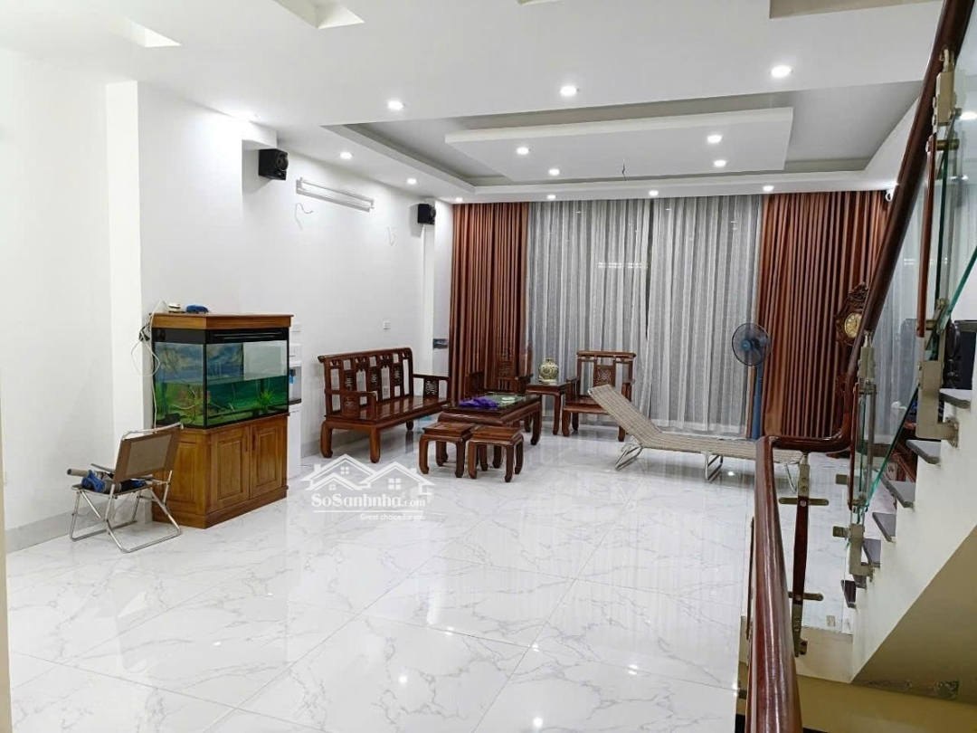 Hết Sức Chú Ý, Bán Nhà Việt Hưng, 50M, 5 Tầng,Mặt Tiền5,4M, Oto Vào Nhà, Giá Bán 10,9 Tỷ