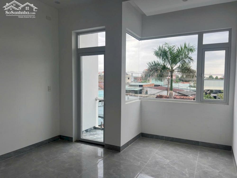 Nhà mặt tiền đường thông 2 lầu 1 trệt mới xây 3.6 tỷ/75 m2, sân ô tô