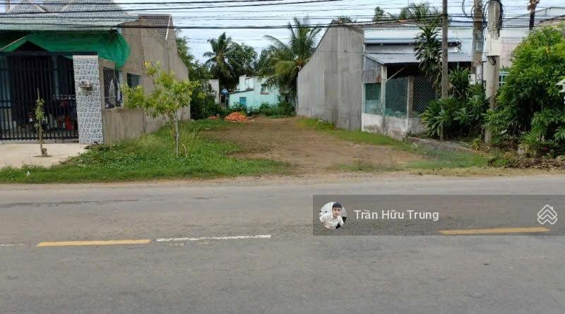 Bán Đất Gấp Thổ Cư Đ.ngô Quyền,Long Khánh,Đồng Nai. Giá 450 Triệu/120M2/Shr. Ngay Trung Tâm Huyện.