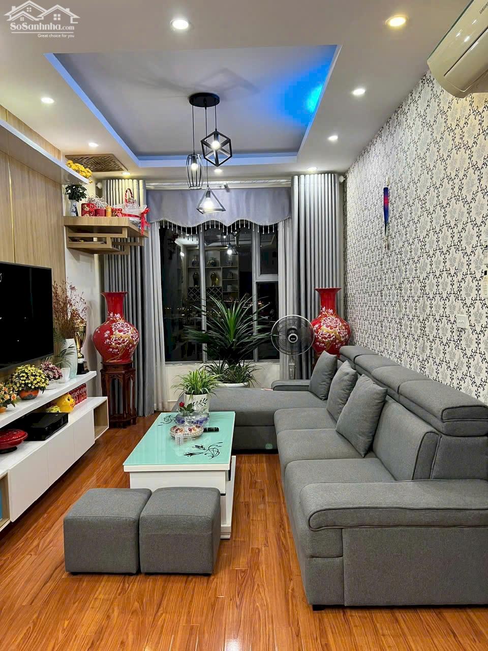 Bán gấp căn Chung cư  Vinaconex, 70m2 Liên Bảo Vĩnh Yên, VP, chỉ 1,3xx tỷ