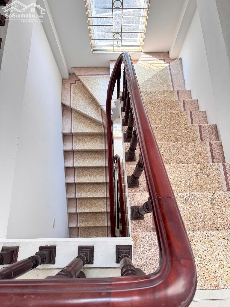 Bán nhà 43m2 phố Đông Quan, Cầu Giấy, 50m ra phố, Lô góc, Dân trí cao, An sinh tốt, Nhà đẹp ở ngay