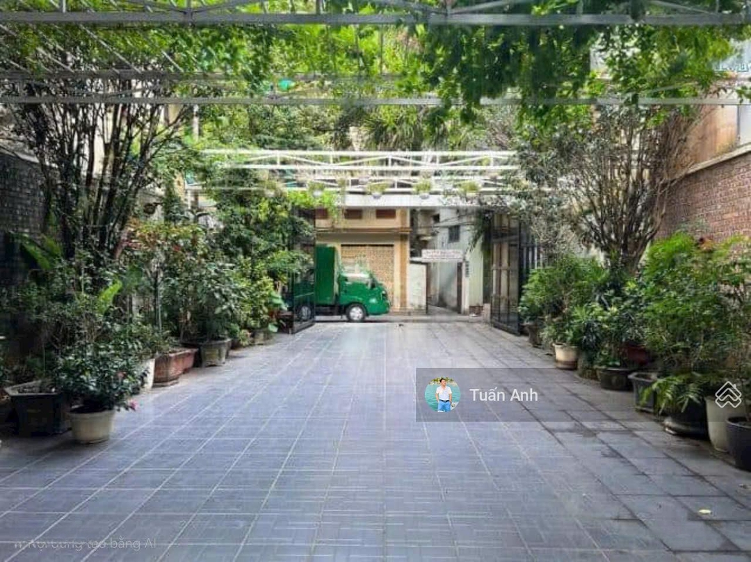 Bán Nhà Biệt Thự 4 Tầng,Diện Tích391M2, Mặt Tiền Khủng 10M, Ô Tô Tránh. Giá Bán 83 Tỷ Tại Đội Cấn, Ba Đình