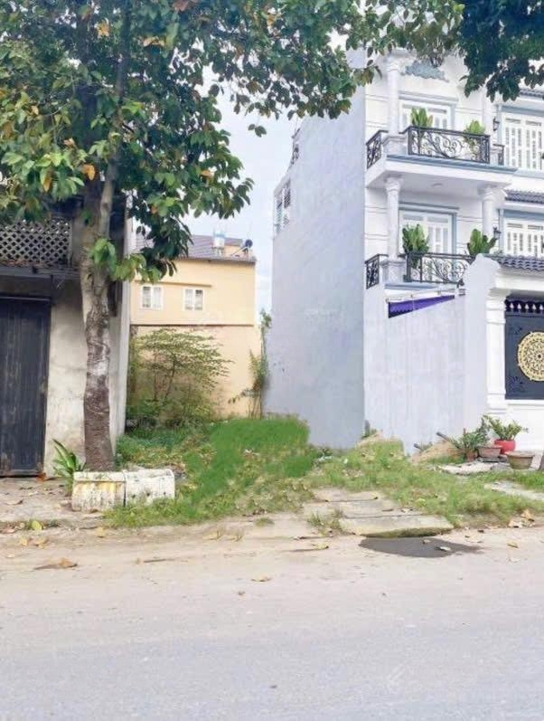 Tôi Định Cư Úc Cần Bán Lô Thổ Cư 85M2 Tại Đường Số 12, Tam Bình, Thủ Đức, Giá 3T1. Sổ Hông Riêng.