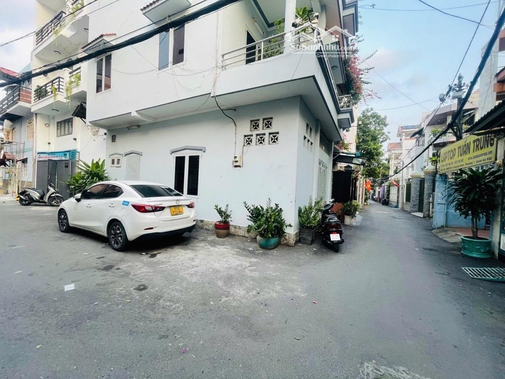 Nhà Mới Dọn Vào Ở Ngay Lê Quang Định, Giá: 5 Tỷ 980,Hẽm Xe Hơivào Tận Nhà