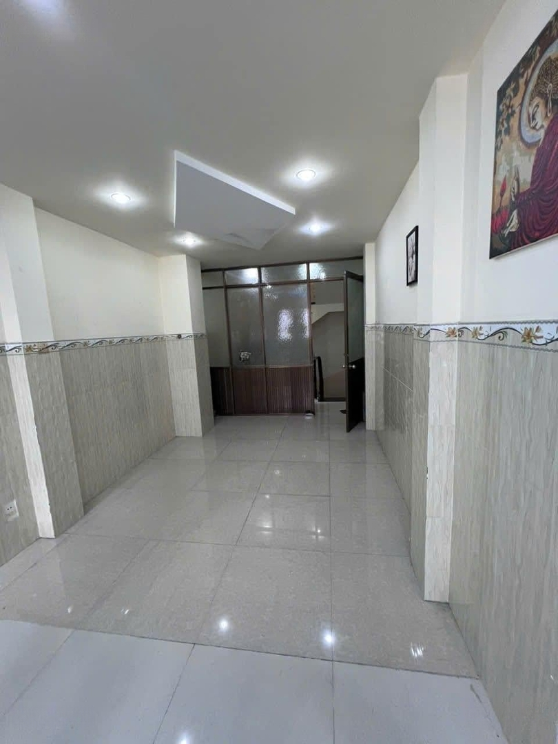Bán Gấp Nhà 3 Lầu Ở Ngaytrung Tâm Thương Mạigigamall Đường Số 19, Hiệp Bình Chánh. Shr. Giá Bán 2Tỷ350. Tặng Nội Thất
