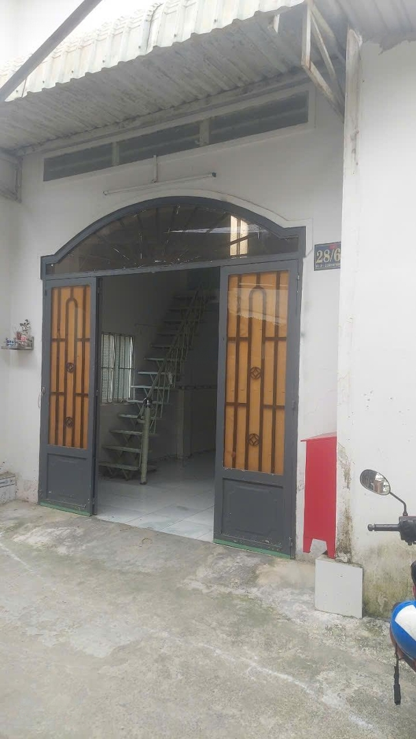 Nhà Cấp 4 Đúc Lửng Gần Hẻm Ngắm 20M Ra Phan Văn Hớn, Gần Chợ Xuân Thới Thượng