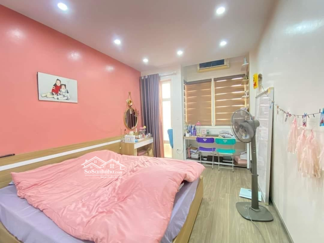 Tài Chính Nhỉnh 8 Tỷ Mà Ô Tô Đỗ Gần Cửa, Ngõ Thông, Kinh Doanh Văn Phòng Dịch Vọng Hậu