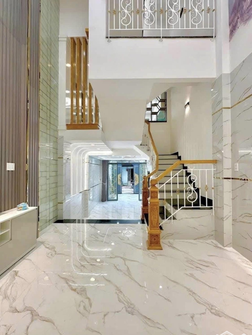 Định Cư Canada Bán Nhà Trong Đường 79, P. Tân Quy, Quận 7. Giá Bán 3 Tỷ 980/ 63M2(4,5X14M), Sổ Hồng Sẵn